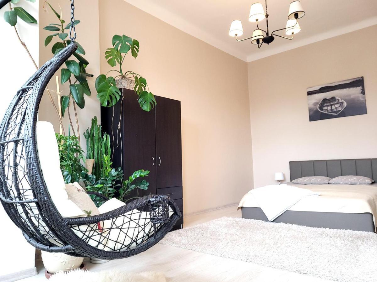 Cozy 2 Room Apartment In The Oldtown Of Клайпеда Екстериор снимка