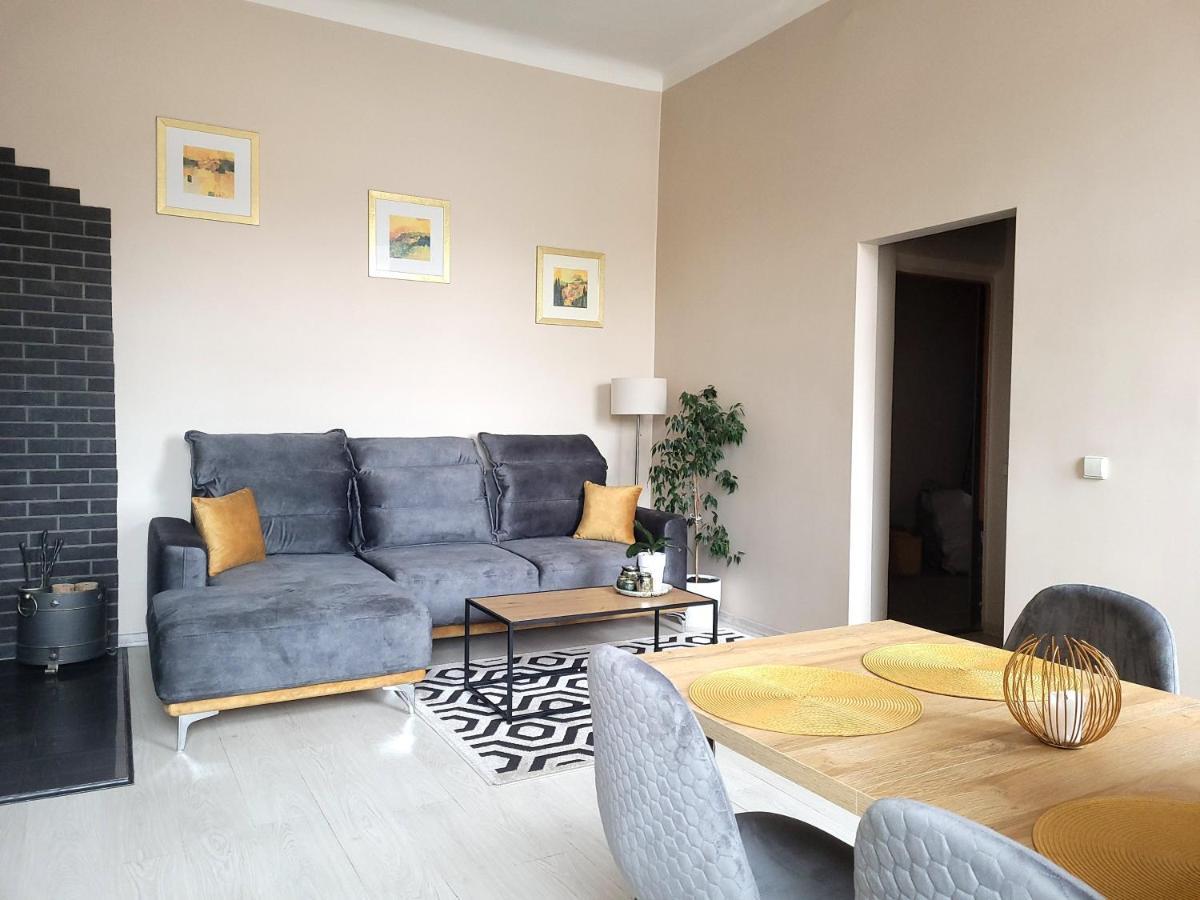 Cozy 2 Room Apartment In The Oldtown Of Клайпеда Екстериор снимка