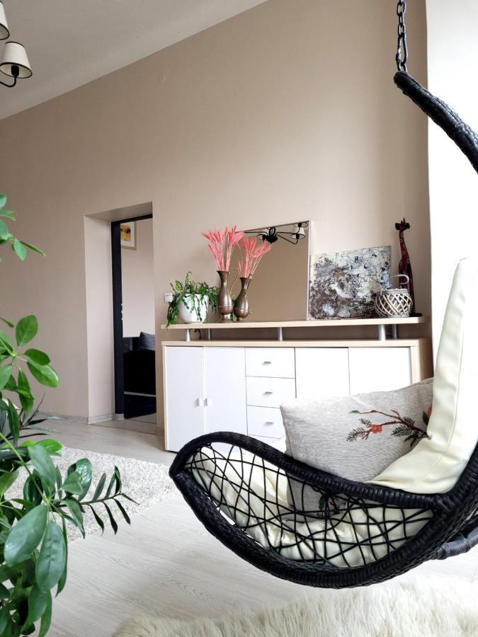 Cozy 2 Room Apartment In The Oldtown Of Клайпеда Екстериор снимка